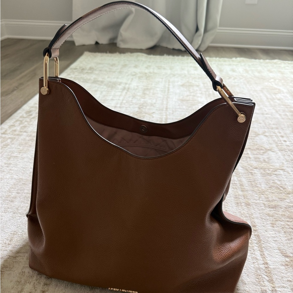 Michael Kors Tan Leather Shoulder Bag - Picture 7 of 9